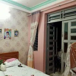 Alternative view of Chị Huyền Ni - Q12